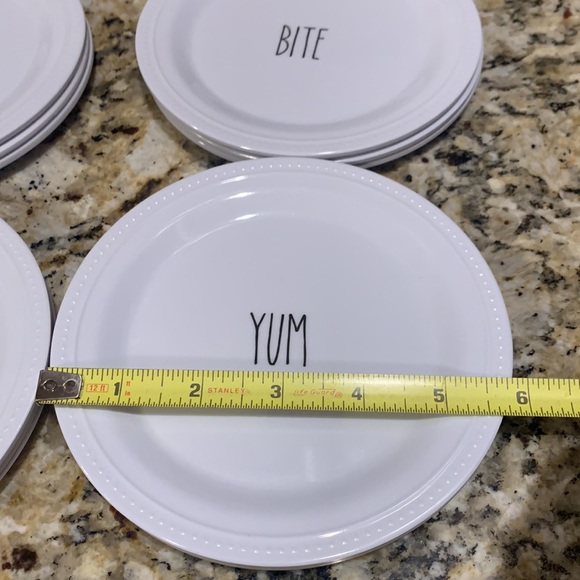 Appetizer serving tray and 12 appetizer plates - Picture 5 of 6